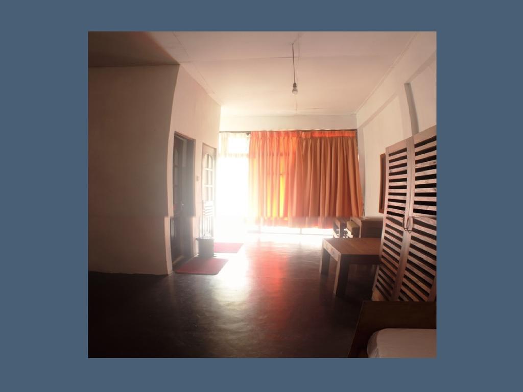 256 Townhouse Rest Hotel Kandy Exterior foto